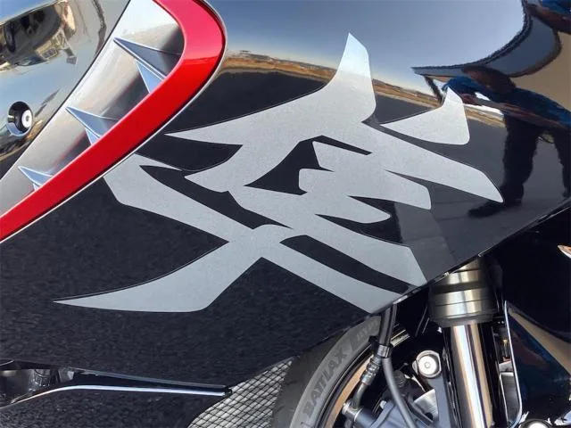 Suzuki (GSX1300R Hayabusa) / 2026 — миниатюра 5