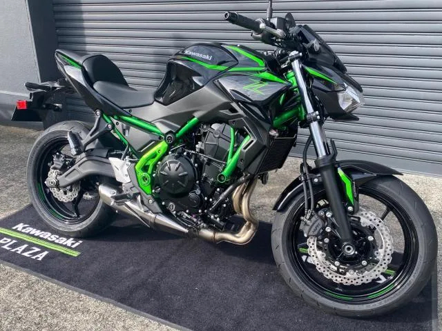 Kawasaki Z650 ETC2.0 2025 — миниатюра 2