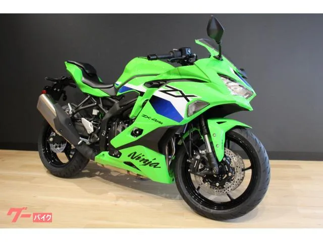 Kawasaki Ninja ZX-4RR 26 BFRC lite 2026 — фото 1, купить с доставкой в Москву