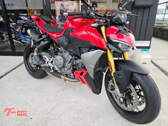 DUCATI V2 S 2025 — миниатюра 2