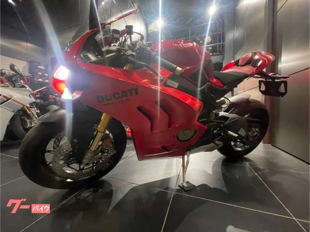 DUCATI V4 S 2022 — миниатюра 2