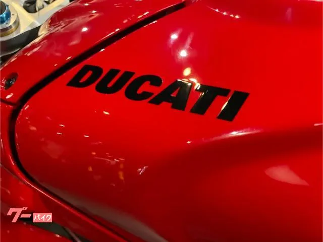 DUCATI V4 S 2022 — миниатюра 3