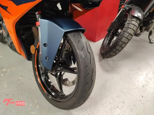 KTM RC390 AKRAPOVIC 2023 — миниатюра 4
