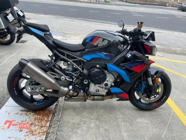 BMW M1000R 2026 — миниатюра 3