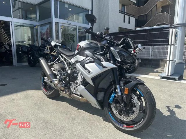 BMW M1000R 2026 — фото 1, купить с доставкой в Москву
