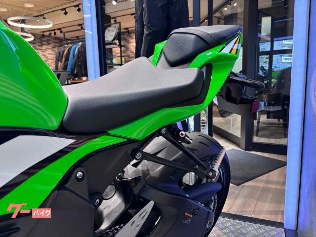 Kawasaki Ninja ZX-6R KRT EDITION 2025MY - KTRC ETC2.0 2025 — миниатюра 3