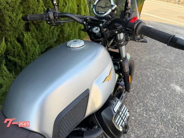 MOTO GUZZI V7 100 2022 — миниатюра 2