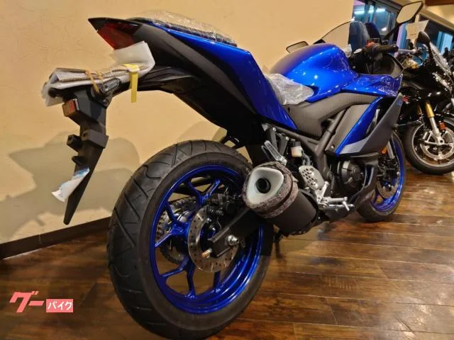Yamaha YZF-R25 2022 — миниатюра 4
