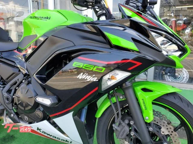 Kawasaki Ninja 650KRT 2022 ETC USB 2022 — миниатюра 4