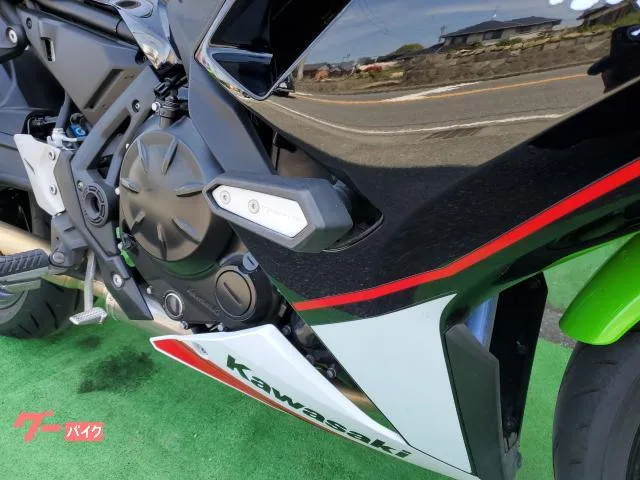 Kawasaki Ninja 650KRT 2022 ETC USB 2022 — миниатюра 5