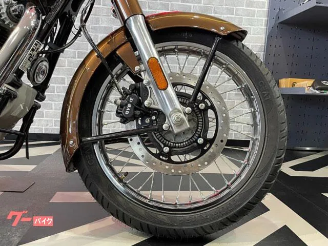 ROYAL ENFIELD 350 USBtype-c 2025 — миниатюра 2