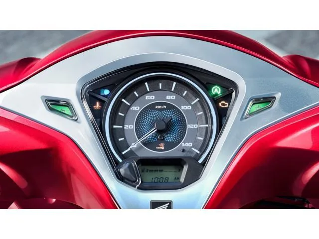 Honda 125/ 2026 8BJ-JK12 eSP 4 USBType-C LED 2026 — миниатюра 2