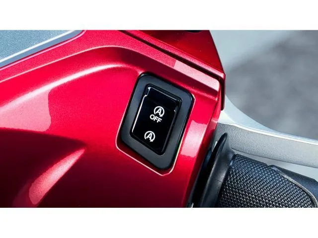 Honda 125/ 2026 8BJ-JK12 eSP 4 USBType-C LED 2026 — миниатюра 3