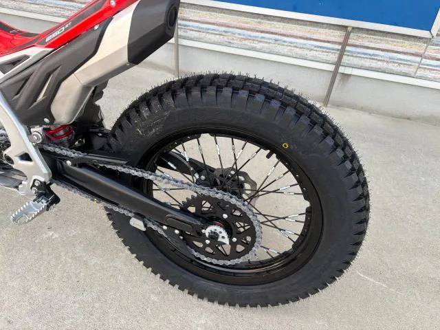 Beta 2T 250 2026 — миниатюра 5