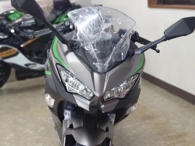 Kawasaki Ninja 400 2026 — миниатюра 2