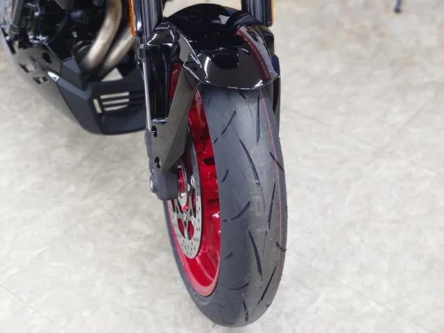 Suzuki GSX-8TT 2026 — миниатюра 4