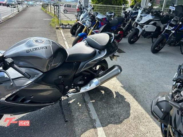 Suzuki (GSX1300R Hayabusa) 2023 — миниатюра 3