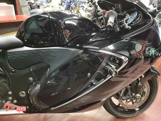 Suzuki (GSX1300R Hayabusa) 2023 — миниатюра 4