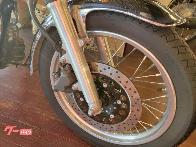 Yamaha SR400 2022 2022 — миниатюра 5