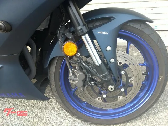 Yamaha YZF-R25 ABS 2022 2022 — миниатюра 3