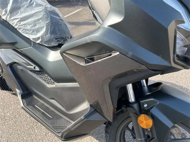 Honda ADV160 TFT 2026 — миниатюра 3