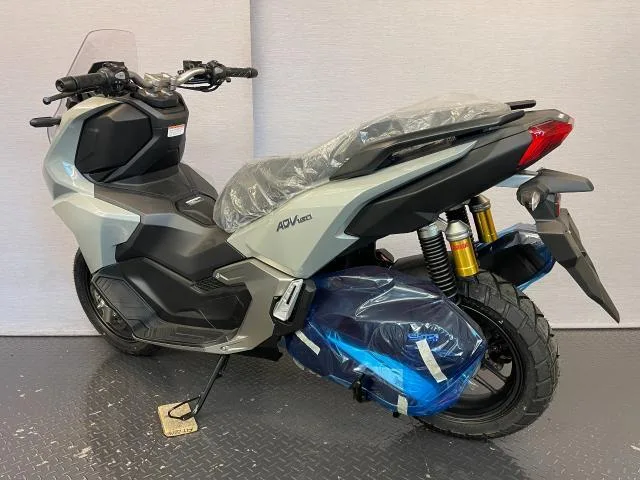 Honda ADV160 8BK-KF54 2025 — миниатюра 2