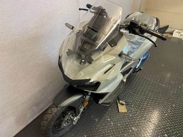 Honda ADV160 8BK-KF54 2025 — миниатюра 3