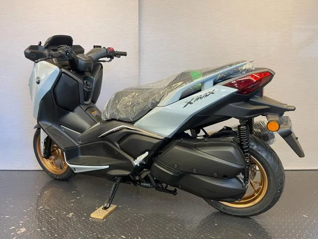 Yamaha X-MAX250 8BK-SGA8J 2 2025 — миниатюра 2