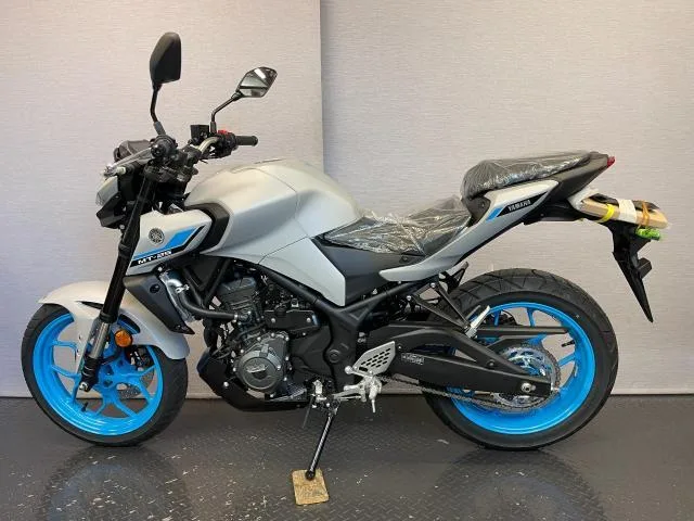 Yamaha MT-25 8BK-RG95J 4 2025 — миниатюра 3