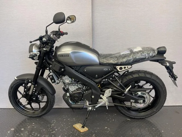 Yamaha XSR125 8BJ-RE46J 9 2026 — миниатюра 4