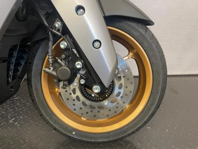 Yamaha NMAX155 8BK-SG92J 9 2026 — миниатюра 5