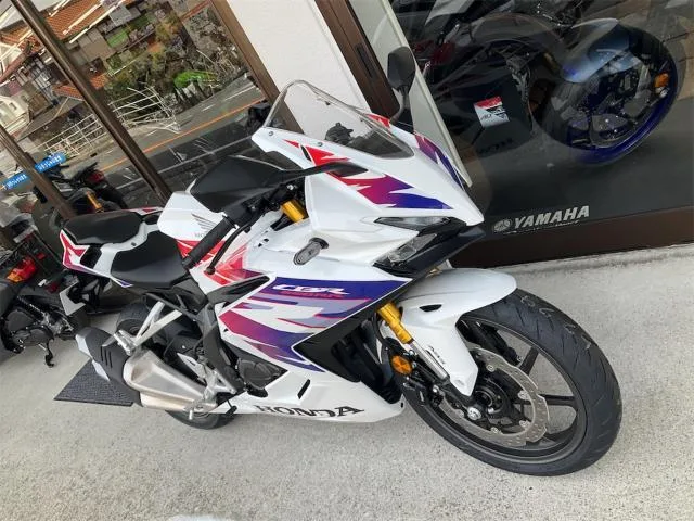 Honda CBR250RR 2025 — миниатюра 2
