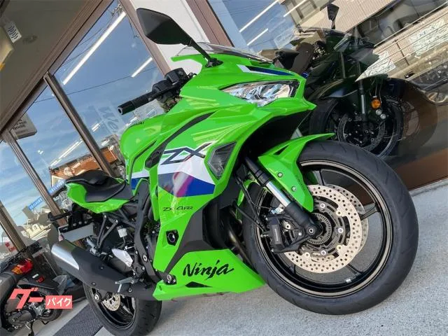 Kawasaki Ninja ZX-4RR 2026 — миниатюра 3