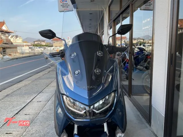 Yamaha NMAX 2023 — миниатюра 3