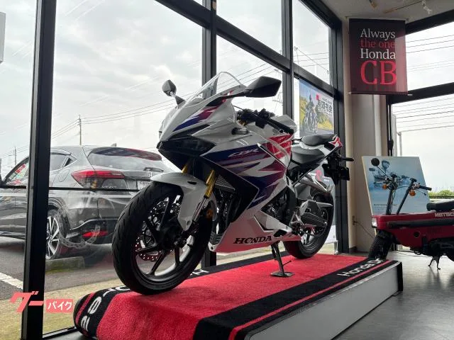 Honda CBR250RR 42ps 3 2025 — миниатюра 2