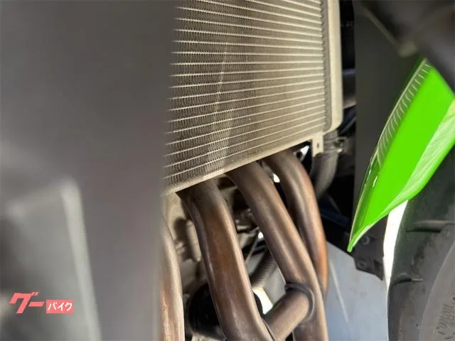Kawasaki Ninja ZX-25R 2022 — миниатюра 4