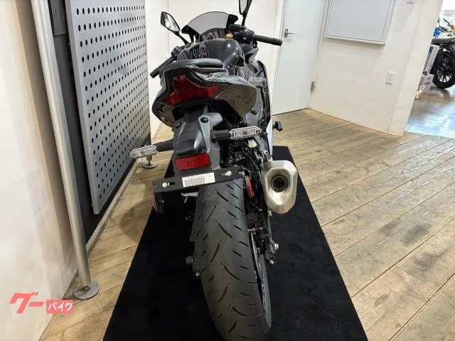 Kawasaki Ninja ZX-4R SE 2026 — миниатюра 5