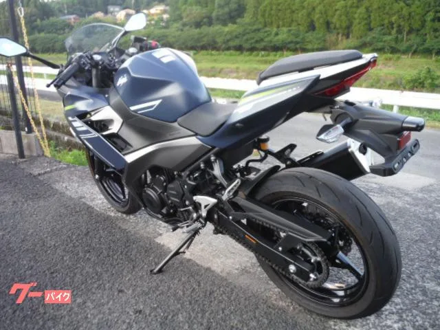 Kawasaki Ninja 400 2022 ETC USB 2022 — миниатюра 3