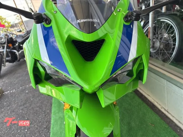 Kawasaki Ninja ZX-6R 1 40th Anniversary Edition ETC 2024 — миниатюра 4