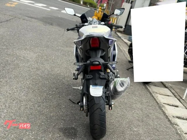 Yamaha YZF-R25 2025 — миниатюра 5