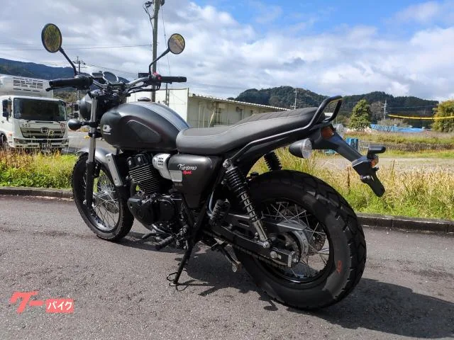 QJMOTOR SRC 250 2025 — миниатюра 3