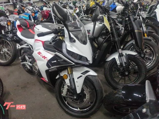 QJMOTOR SRK 400RS 2026 — миниатюра 3