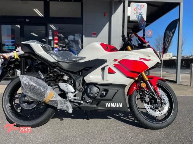 Yamaha YZF-R3 70th USB YSP5 2026 — миниатюра 5