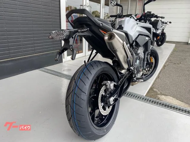 KTM 790 2023 — миниатюра 2