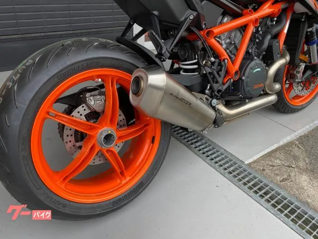 KTM 1290 R 2023 — миниатюра 2
