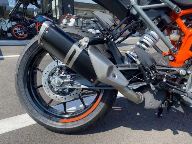 KTM 125 2022 — миниатюра 3
