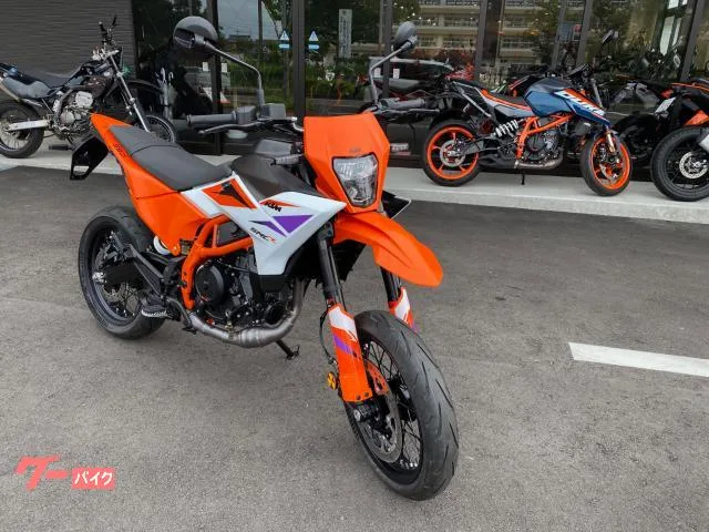 KTM 390SMC R 2026 — миниатюра 2