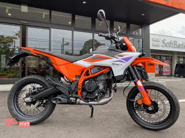 KTM 390SMC R 2026 — фото 1, купить с доставкой в Москву
