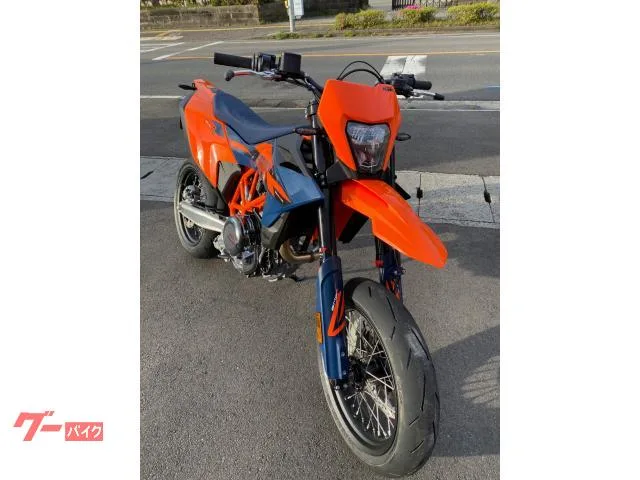KTM 690SMC R 2026 — миниатюра 2