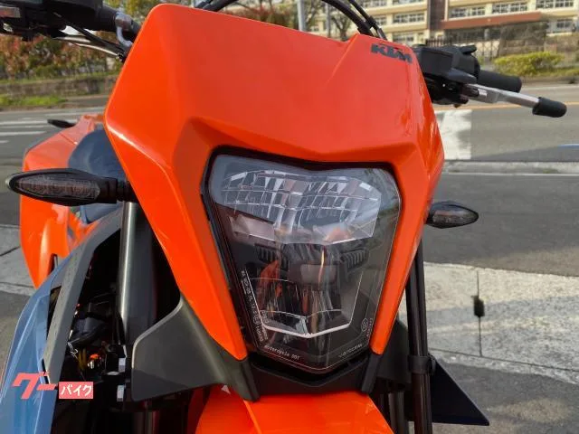 KTM 690SMC R 2026 — миниатюра 5